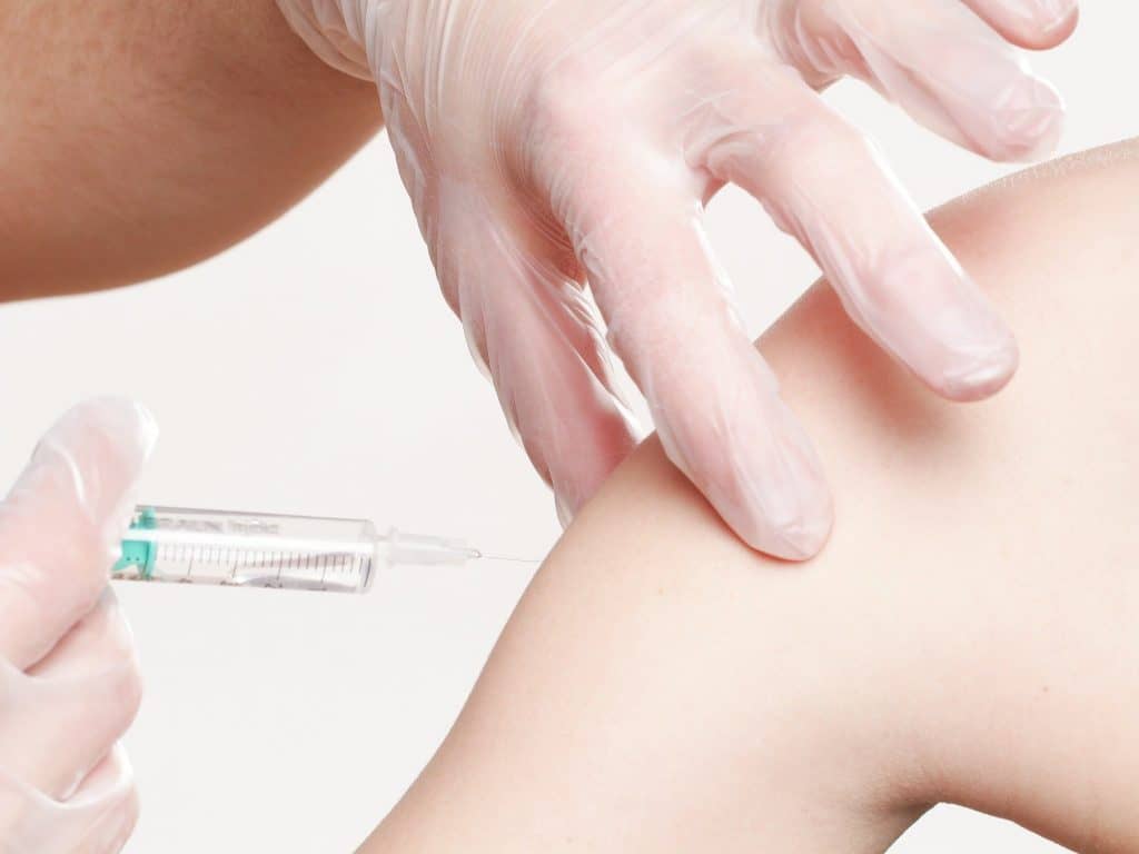 Grippe et COVID-19: la campagne de vaccination automnale est lancée